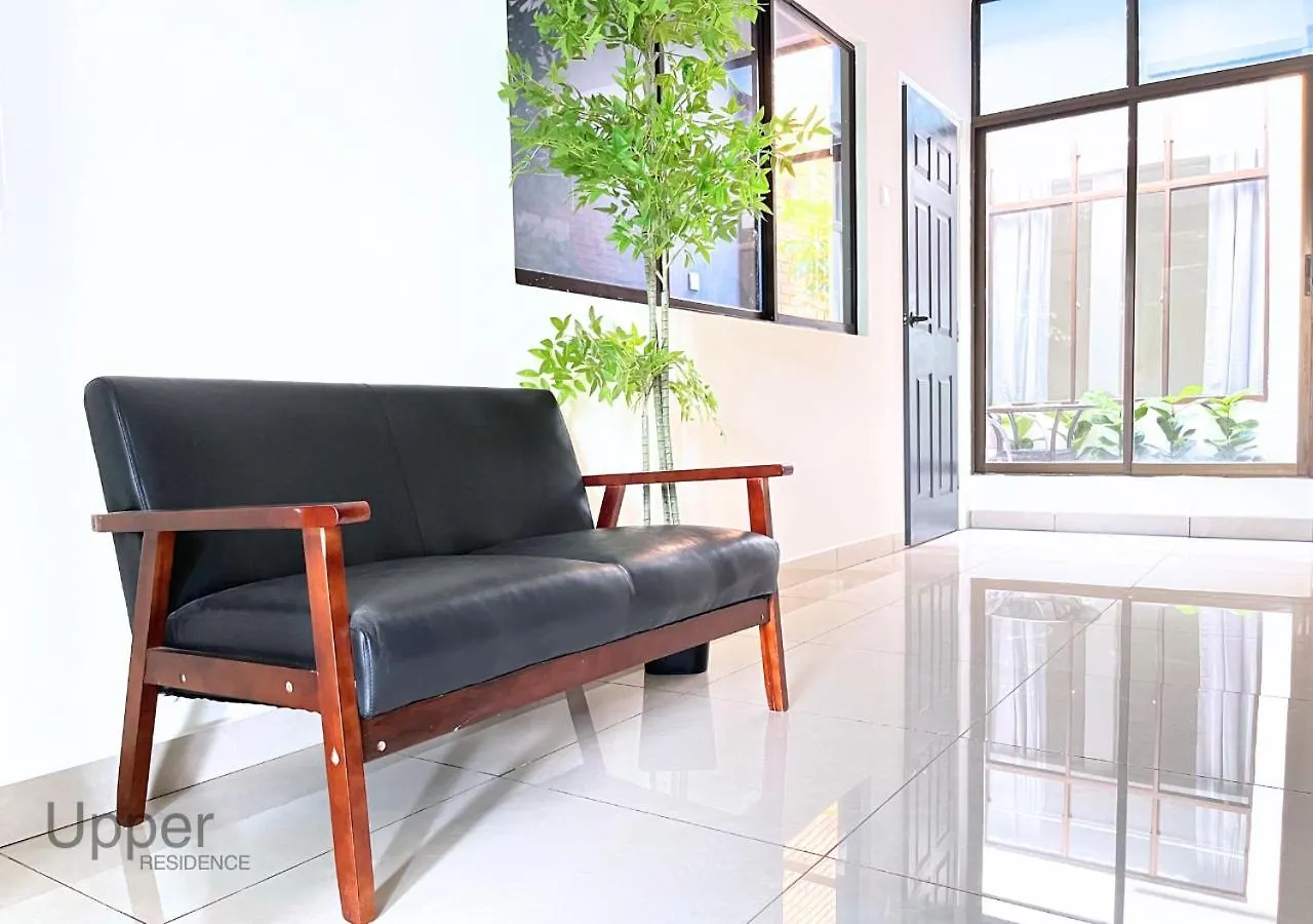 Upper Residence Homestay In Ujong Pasir Melaka, 4 Bedrooms, 14Pax Apartment